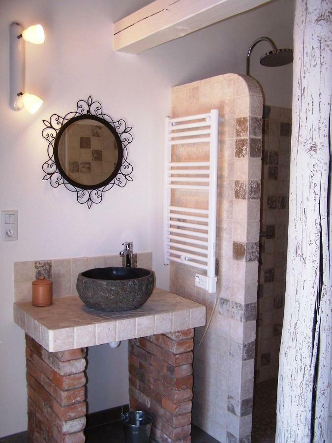 Saint Julien Les Rosiers On Dirait Le Sud Chambres D'Hotes Dans Village Proche Ales En Cevennes المظهر الخارجي الصورة