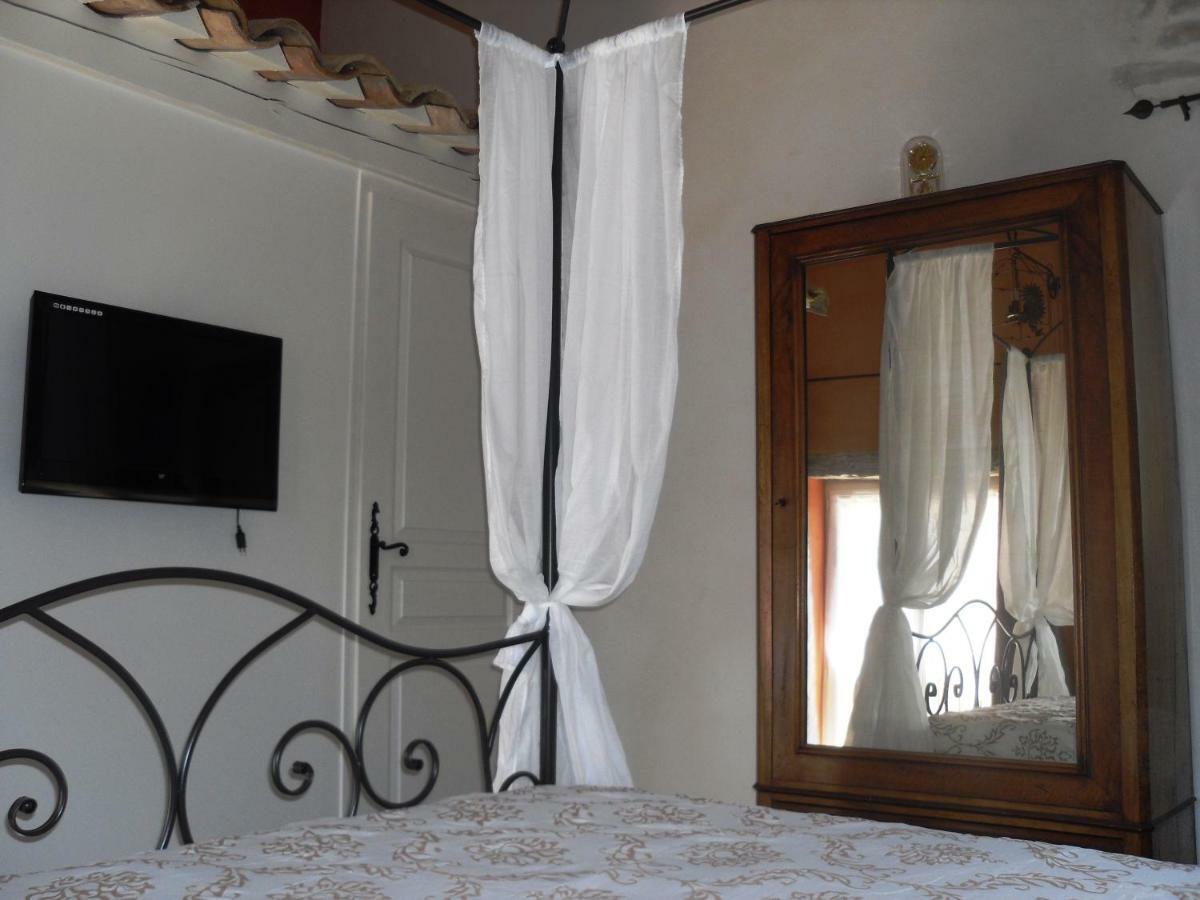 Saint Julien Les Rosiers On Dirait Le Sud Chambres D'Hotes Dans Village Proche Ales En Cevennes المظهر الخارجي الصورة